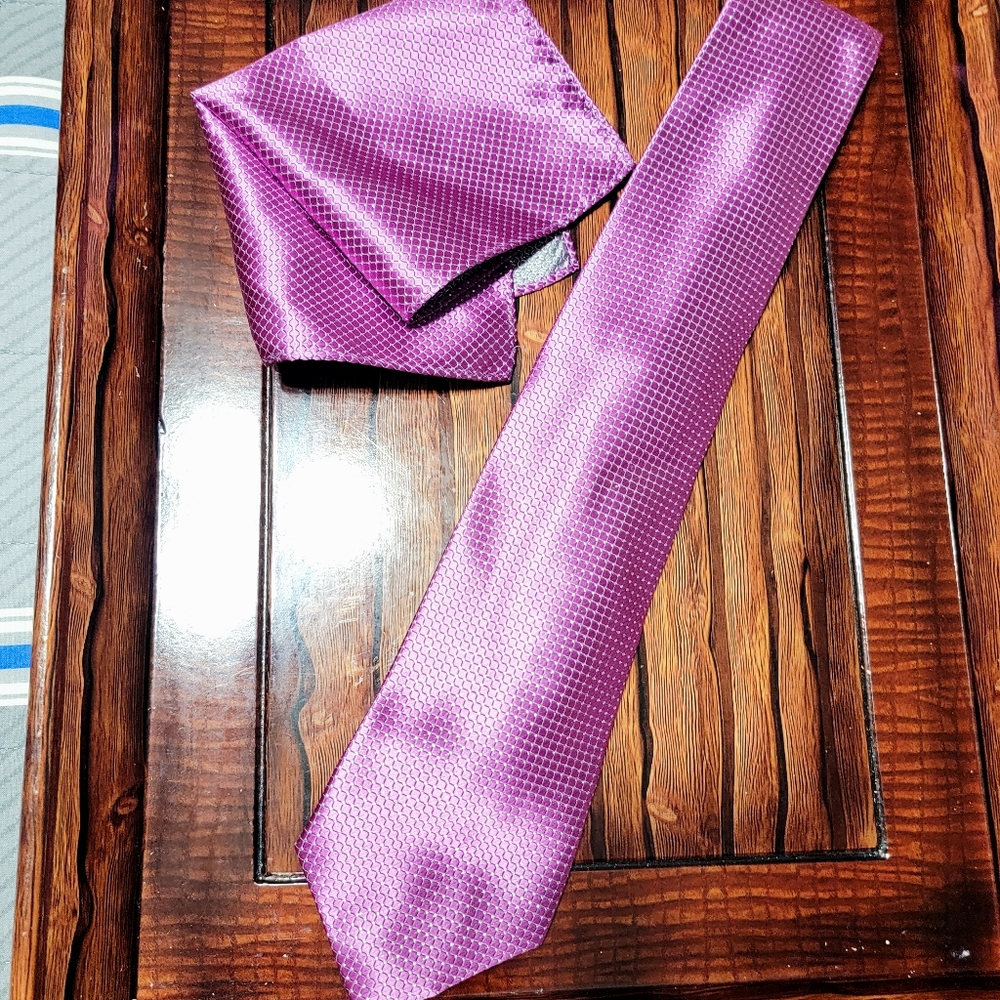 Tie set
